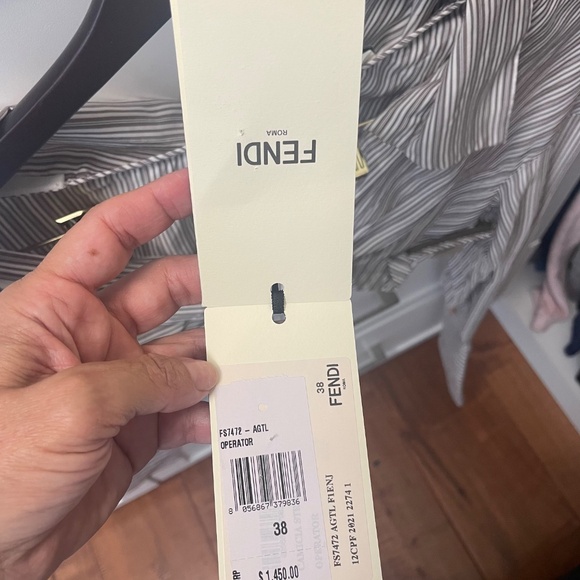 ORIGINAL FENDI TOP - Picture 4 of 8